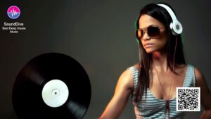 Background-Luxy-Deep-House-Foto